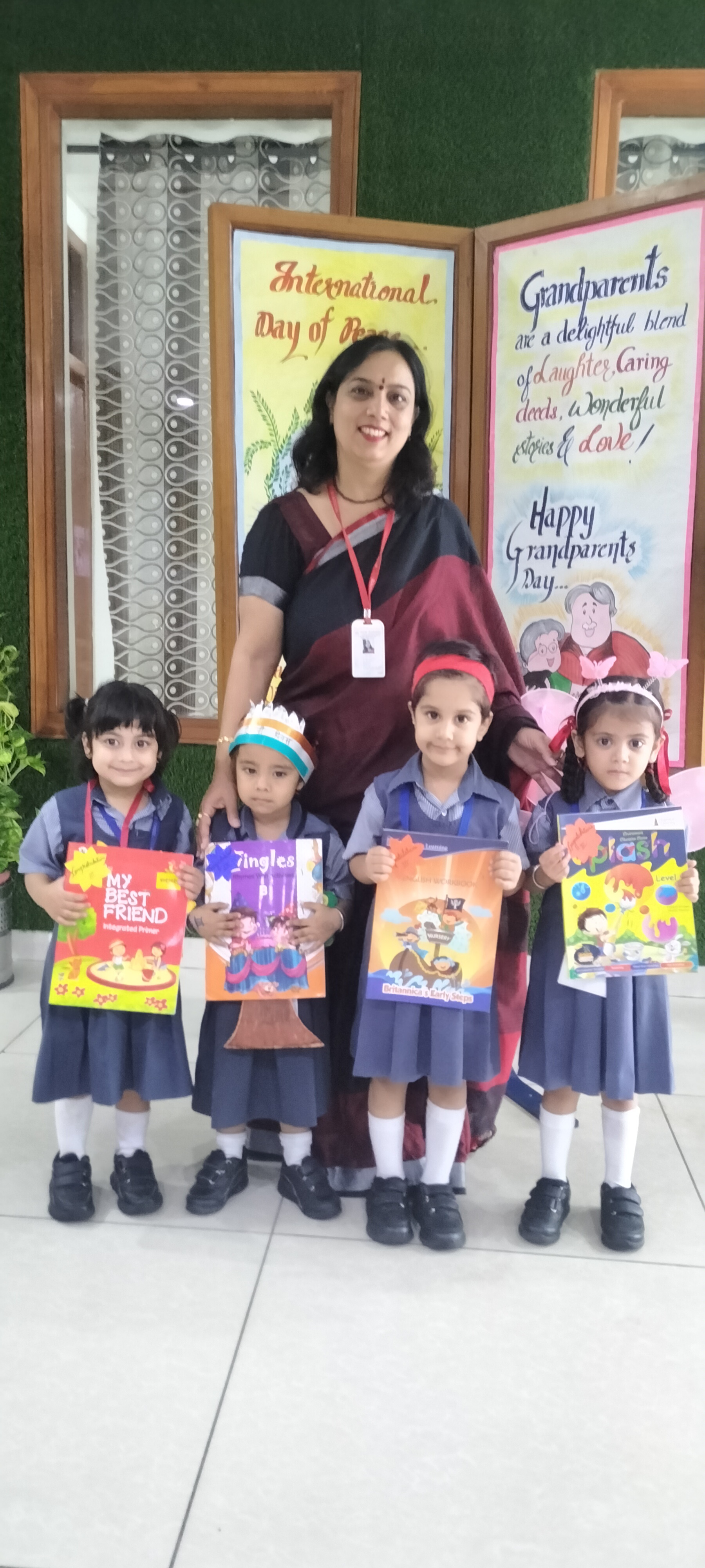 NURSERY II HINDI RHYME RECIATION